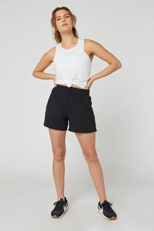 Mira Mikati Evelyn Lithe Recycled High-Waisted Anti-Stink 4" Short – MPG Sport Black / M
